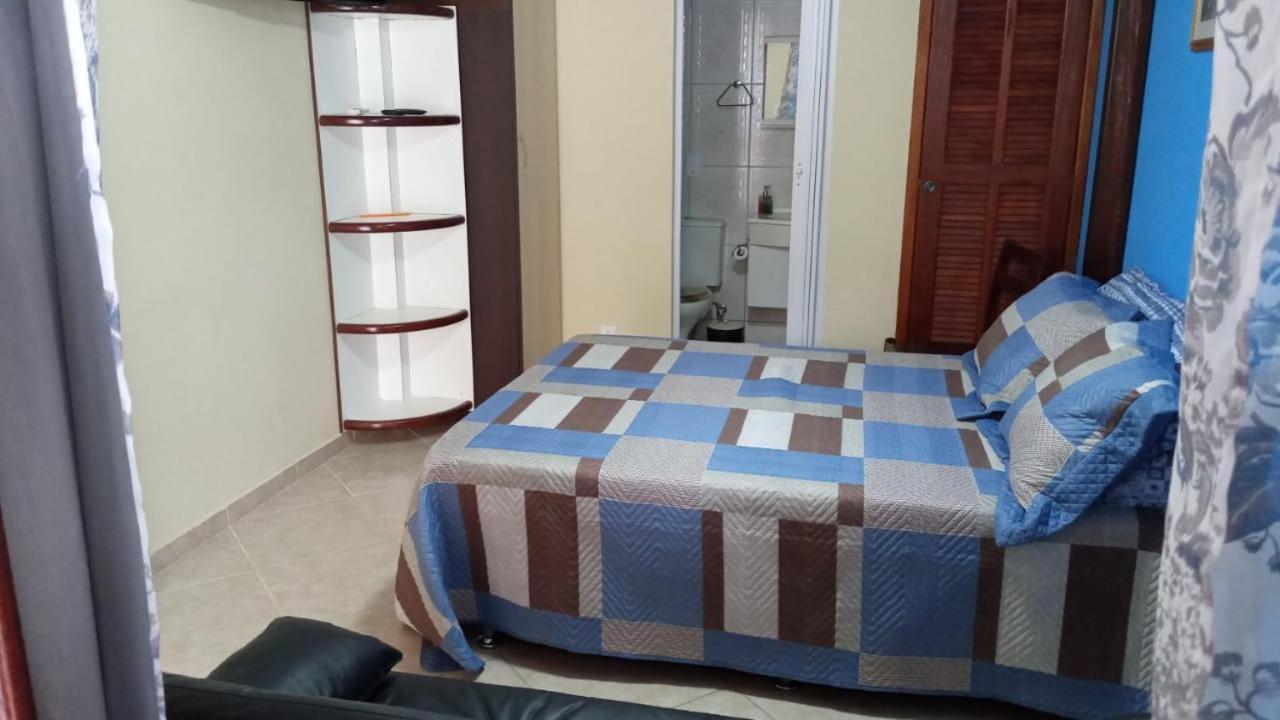 Garatucaia - Casa De Madeira Homestay *